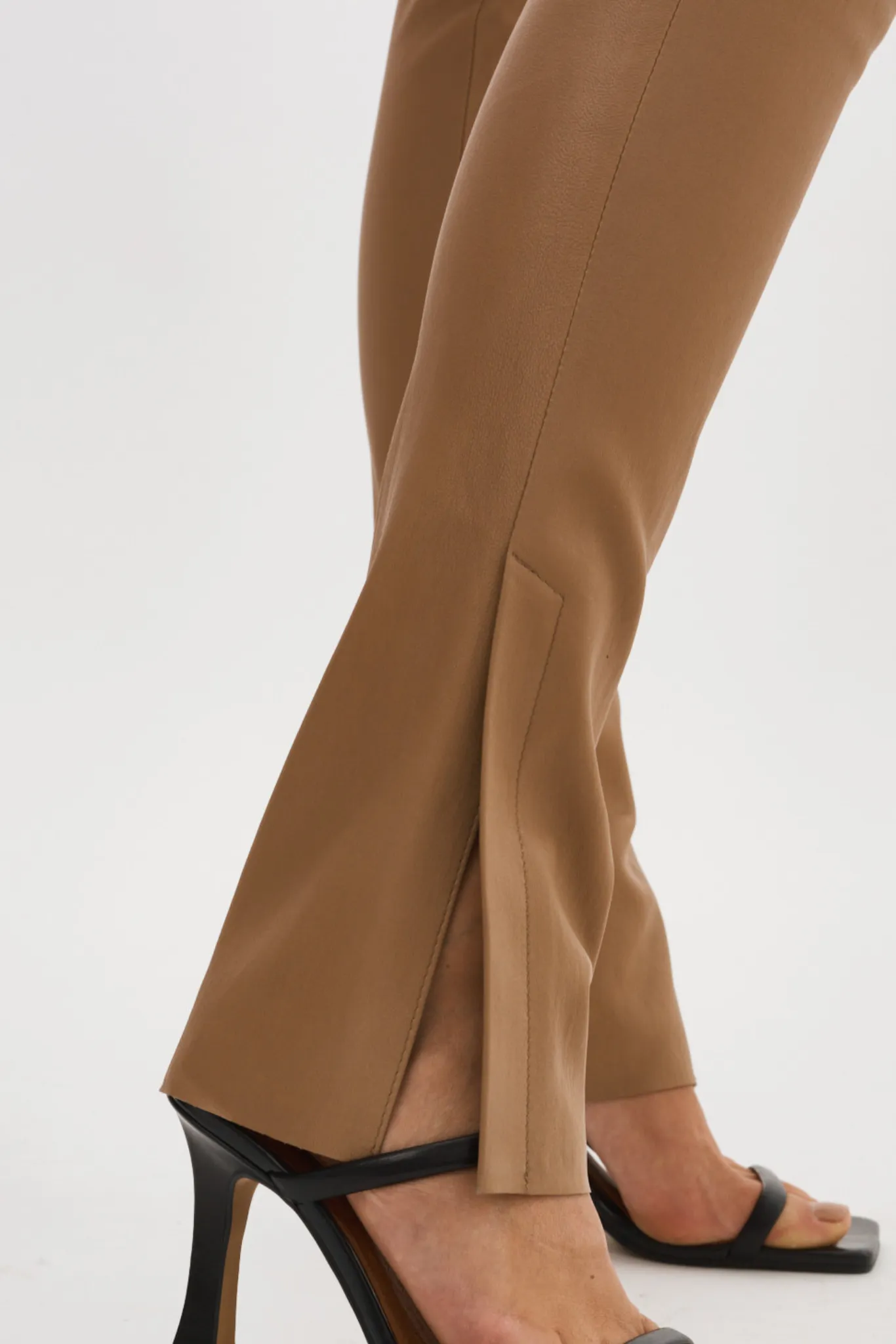 DAWN | Stretch Leather Pants