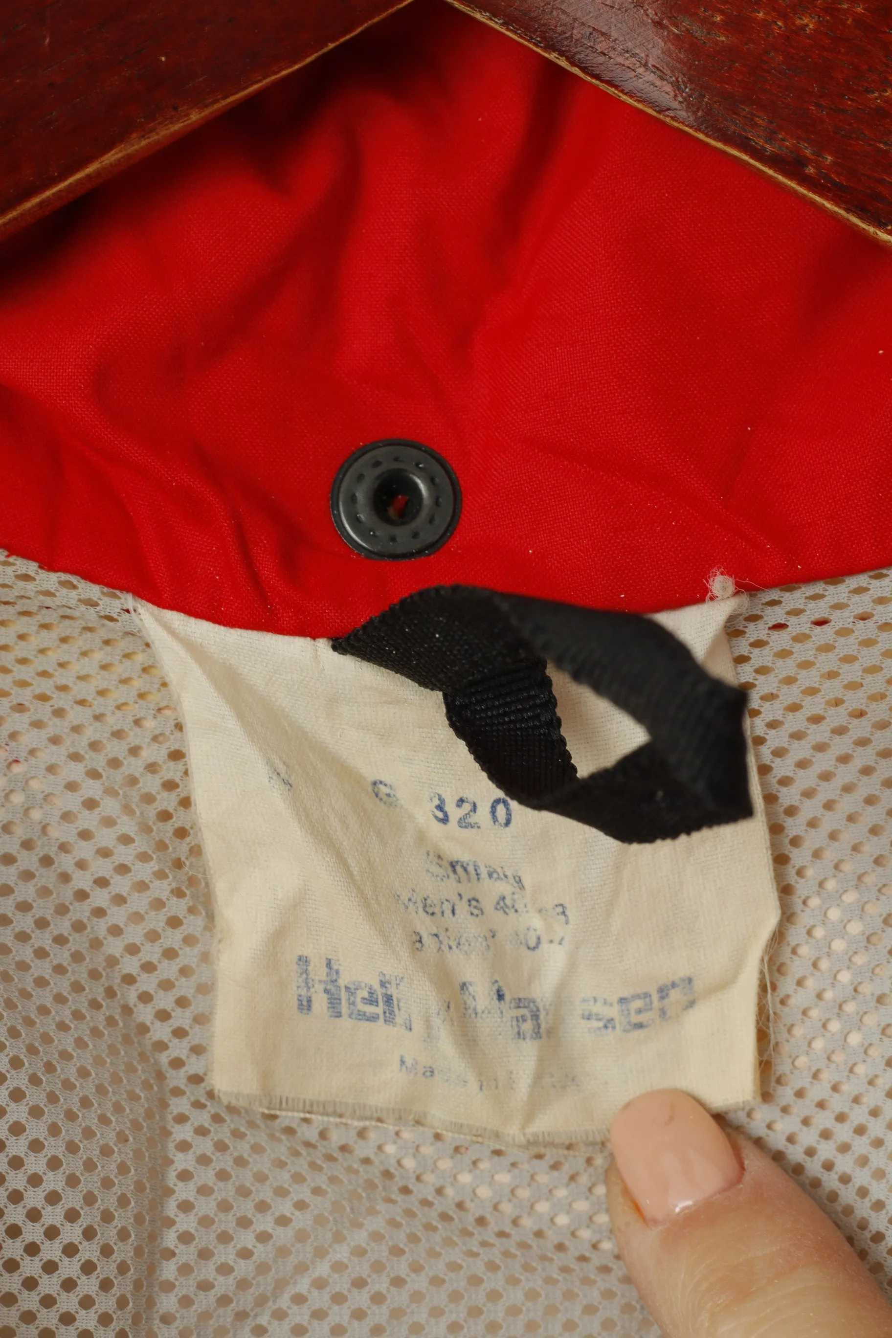 Helly Hansen Men S Jacket Red Vintage Lightweight Full Zipper Hooded Outdoor Unisex Top