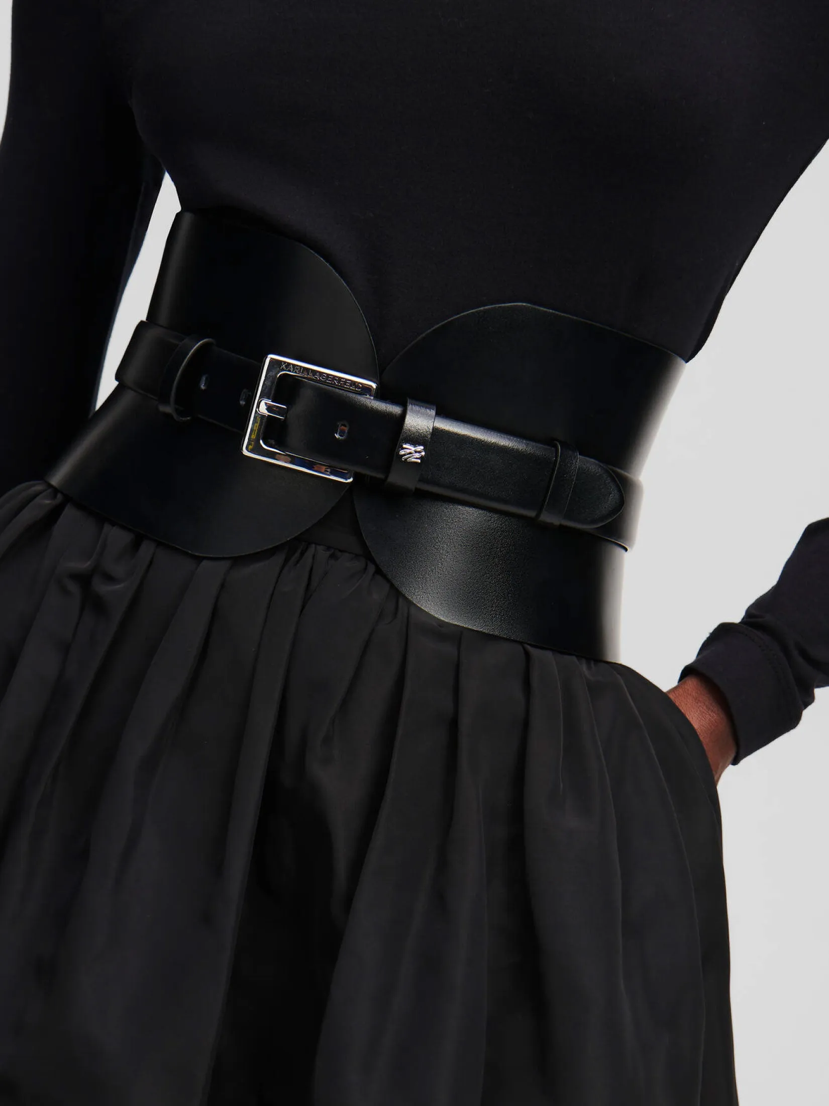 K/ESSENTIAL MULTIFUNCTION BELT