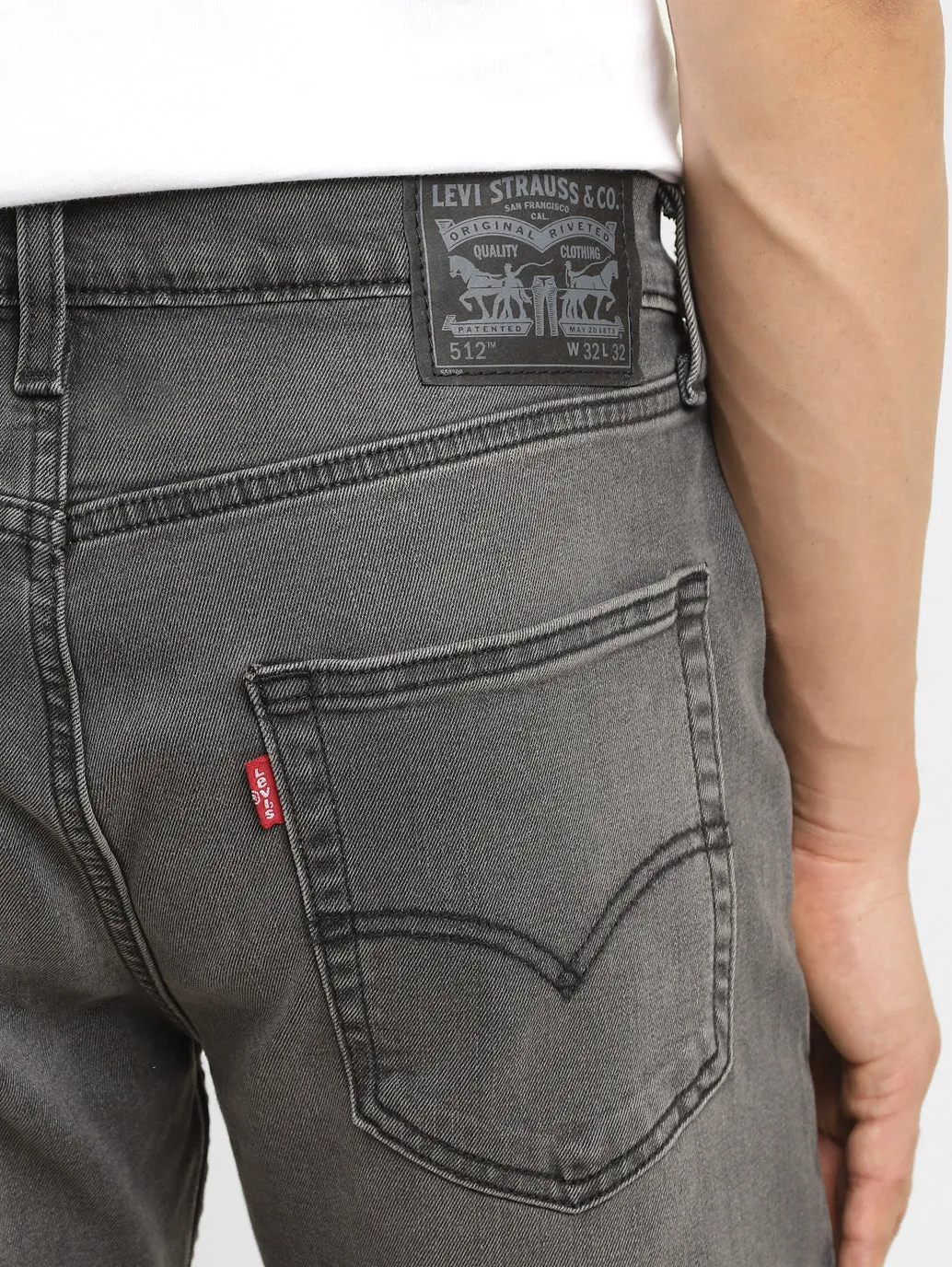 Men's 512 Charcoal Grey Slim Tapered Fit Mid Rise Jeans LEVI'S