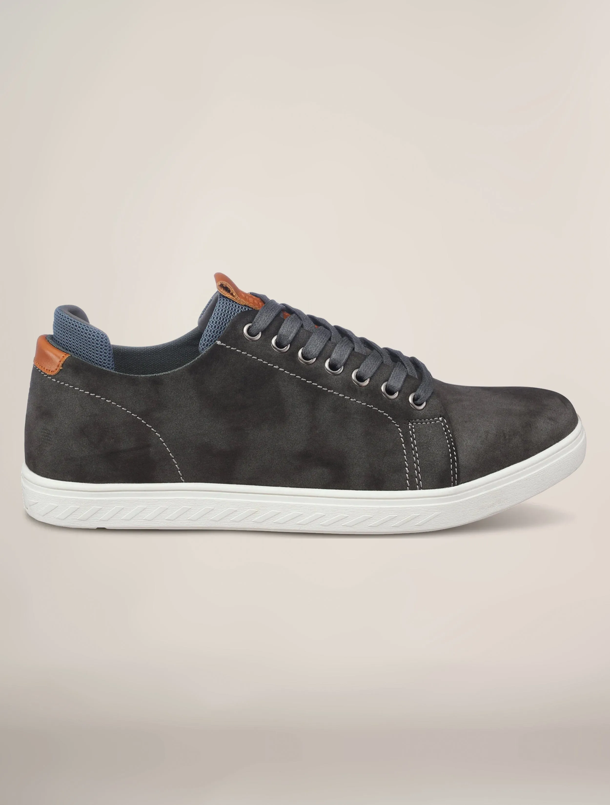 Men's Bulls Low Top Court Shoes