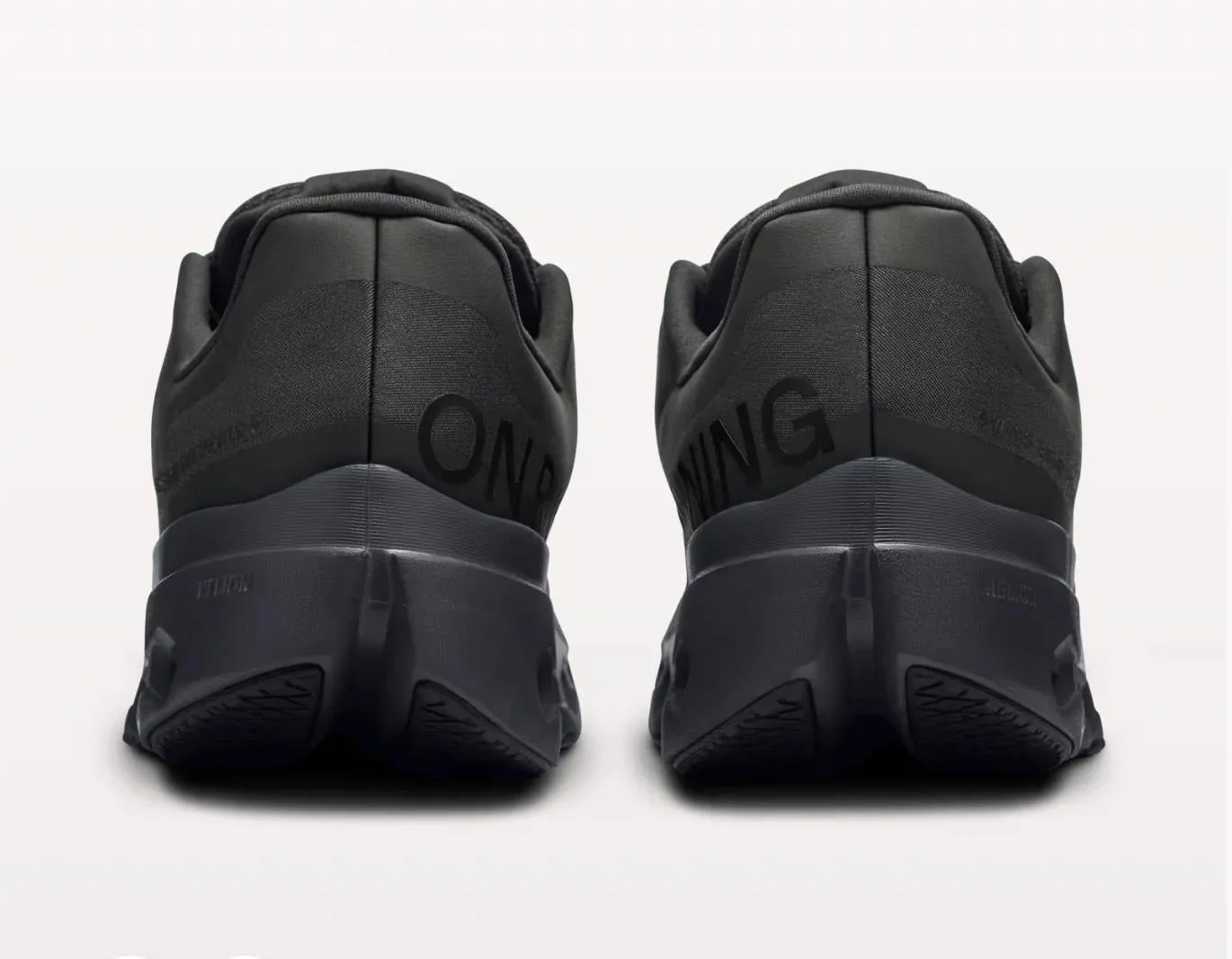 Men's Wide Fit On Cloudsurfer Next Wide Training Shoes