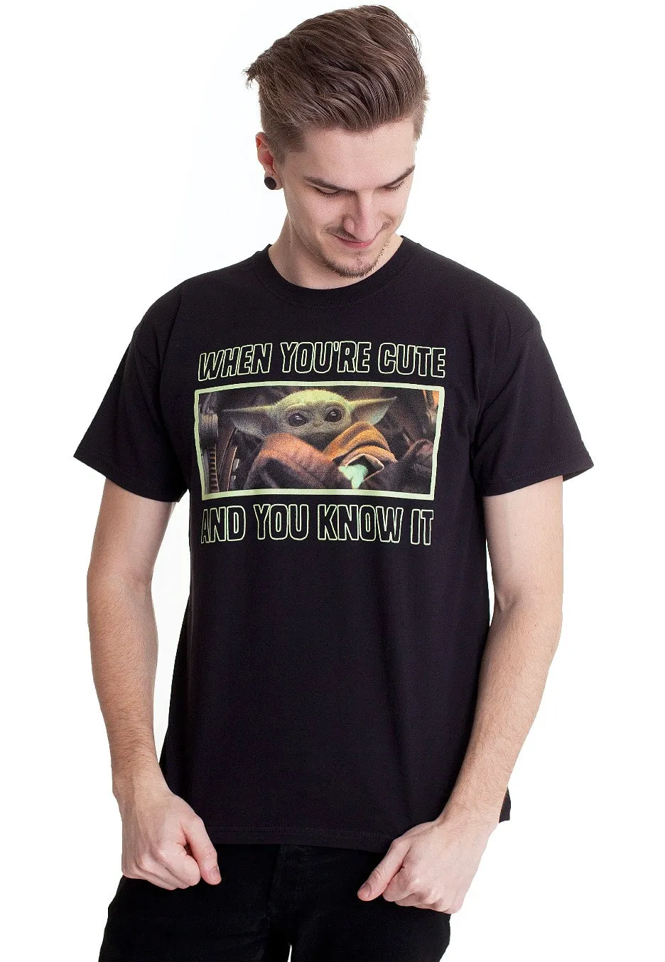 The Mandalorian - Cute And Knows It - T-Shirt