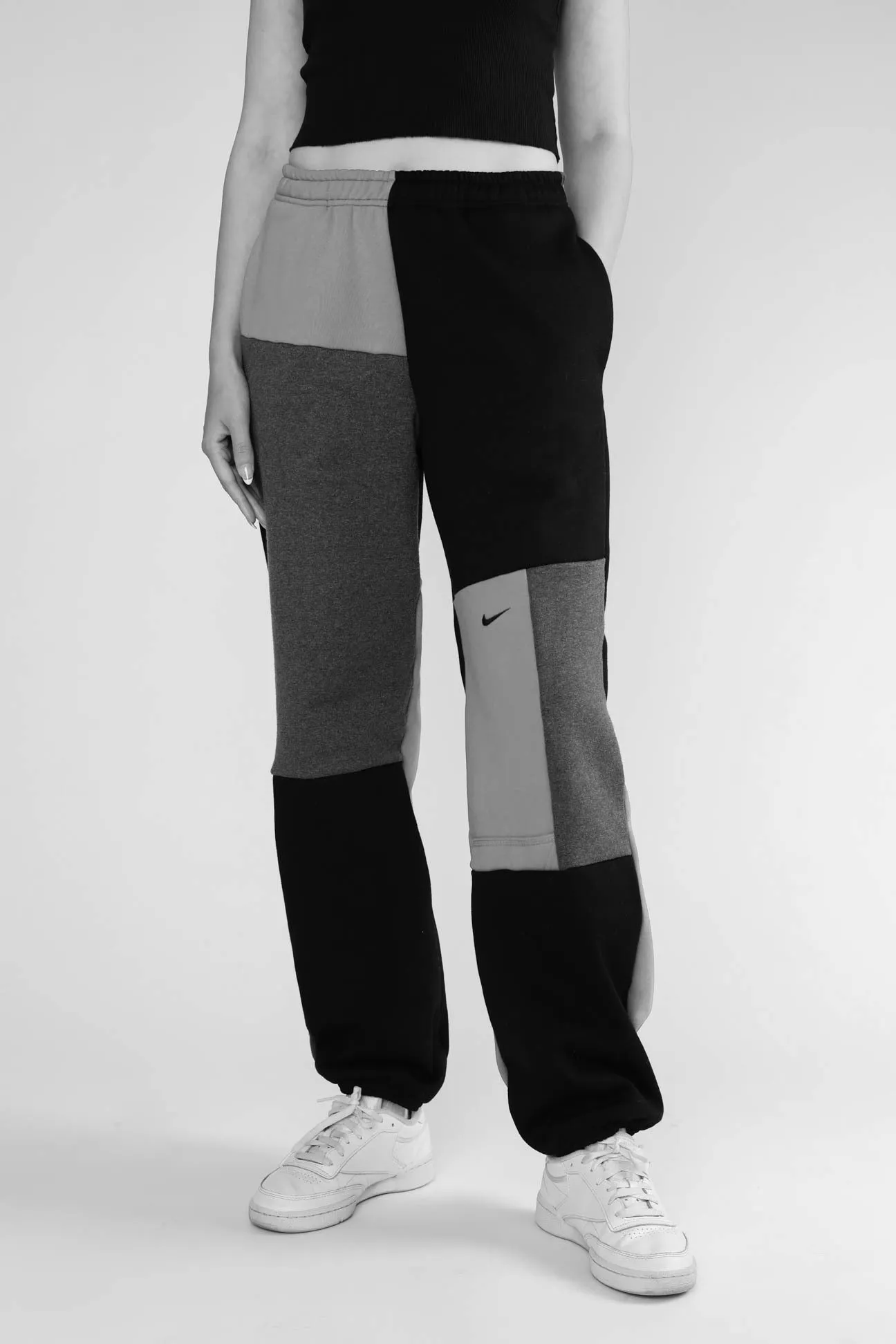 Unisex Rework Nike Patchwork Sweatpants - S Frankie