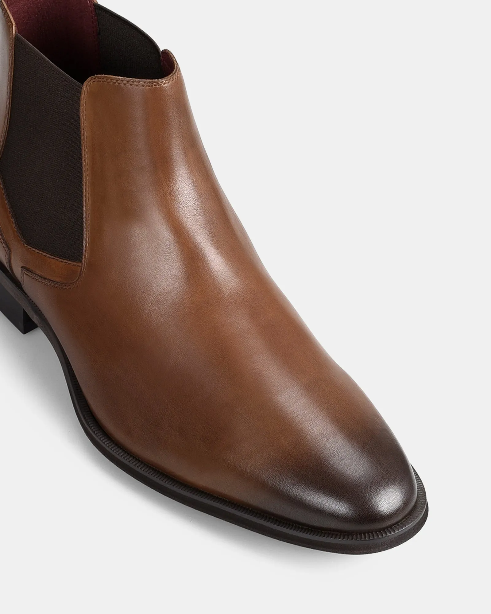 Zander Dark Tan