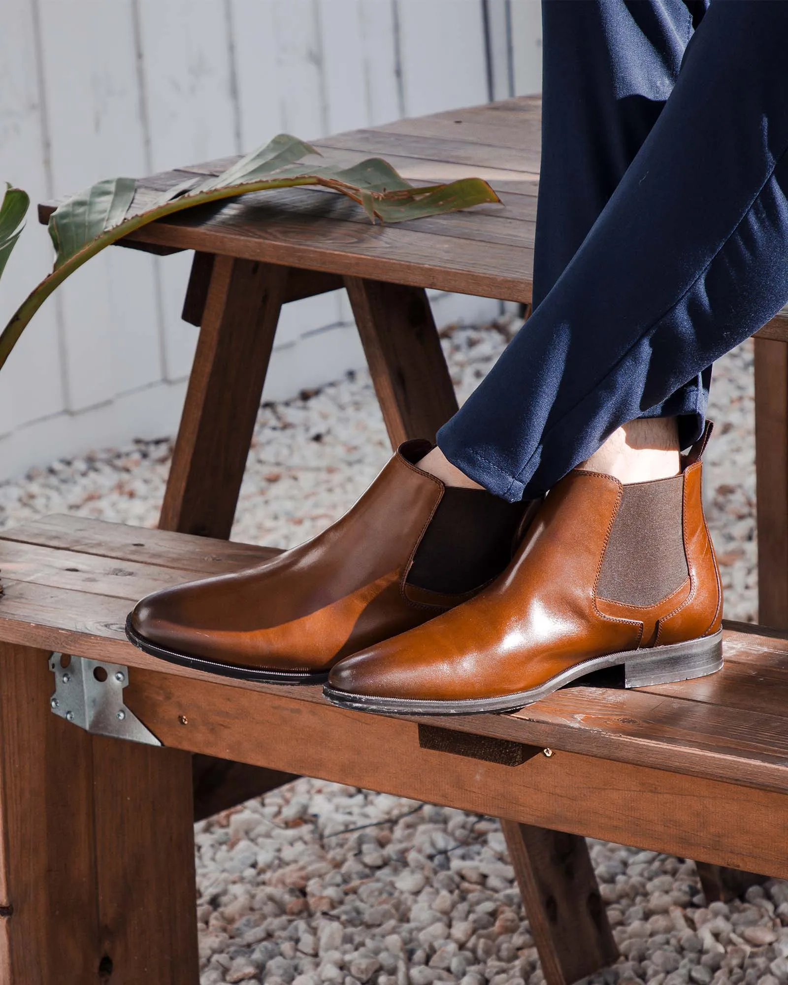 Zander Dark Tan